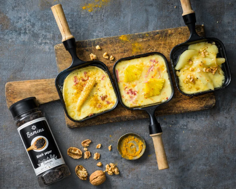طرز تهیه راکلت سوئیسی اصیل